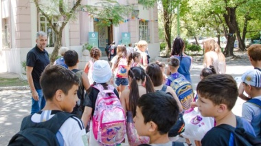 Zabaleta inauguró la Colonia de Verano de Casa de la Niñez en Hurlingham