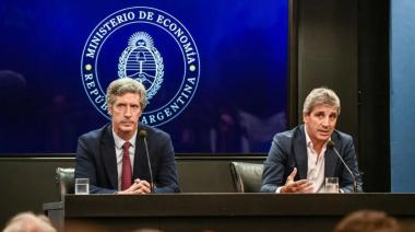 El gobierno busca convencer de que eliminará el Impuesto País y que no devaluará