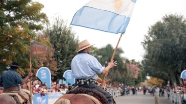 Con el corazón en sus raíces, Zelaya vivió una fiesta inolvidable