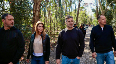 Soledad Peralta acompañó a los vecinos en la apertura de Parque Pilar Jurásico