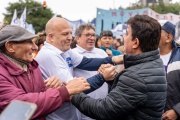 Fernando Espinoza: “Estaremos siempre donde hay que estar, en las calles, junto a los trabajadores, los estudiantes y cada argentino”