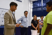 Ghi entregó anteojos a estudiantes de la UTN Haedo