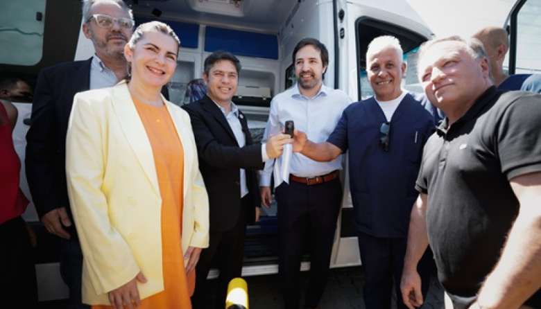 Kicillof recorrió las obras de ampliación del Hospital Mariano y Luciano de la Vega en Moreno