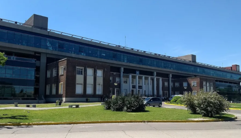Nación echó 80 trabajadores del Hospital Posadas y desató un duro conflicto gremial