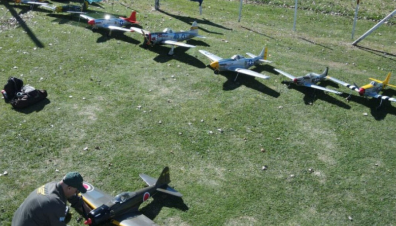 Moreno recibe el festival “Volar x Volar” con aviones a escala y recreación de combates históricos