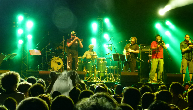 Agenda cultural en el oeste: música, teatro y humor en las próximas semanas