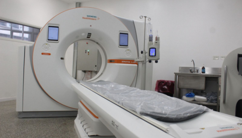 Hospitales bonaerenses: la Provincia amplió la red de diagnóstico con 30 tomógrafos