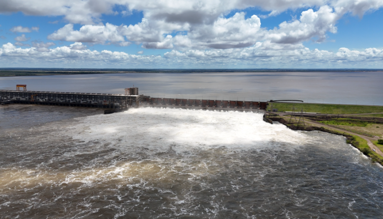 Río Paraná: Yacyretá anticipa un descenso gradual tras semanas de caudales elevados