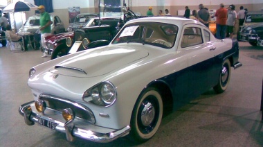 Habrá una exposición de autos clásicos en el Museo Nacional de Aeronáutica de Morón