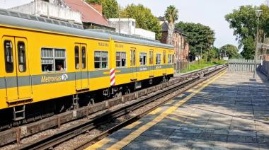 El Tren Urquiza disminuyó los tiempos de espera en los horarios no pico