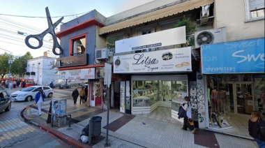 Hicieron un boquete y vaciaron una joyería a metros del Municipio y la Comisaría