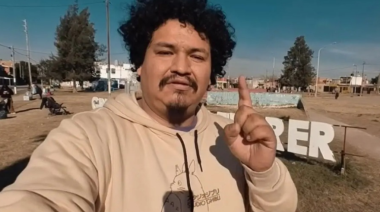 Quién es Israel Urquizo, el influencer que recorre zonas desconocidas de La Matanza en moto