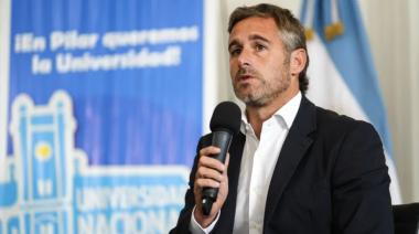 Achával y un estudio que lo perfila como el sucesor en la provincia