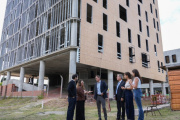 Katopodis recorrió las obras de la Torre de Innovación de la UNSAM