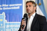 Achával y un estudio que lo perfila como el sucesor en la provincia