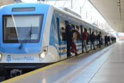 Eliminaron el descuento del 50% para quienes combinan tren y subte para llegar a CABA