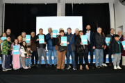 La Provincia entregó 284 escrituras en Hurlingham y 15 certificados de terrenos