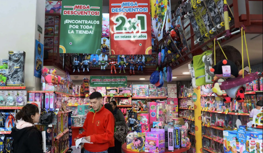 Morón lanzó la Semana del Día de la Niñez con descuentos en 40 comercios
